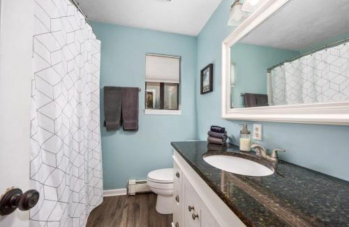 Rockford House | Countryside Family Cottages near Lake Bella Vista