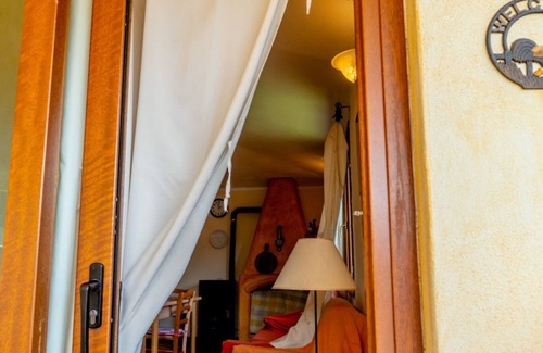 Schifoni Villa | CountrySide Villa Alessandro | 3 Bedrooms and Veranda View!