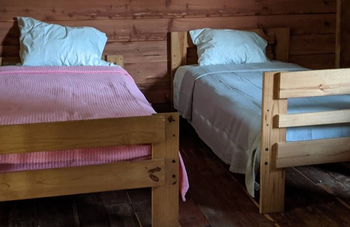 Compton House | County cabin near Buffalo River National Park.