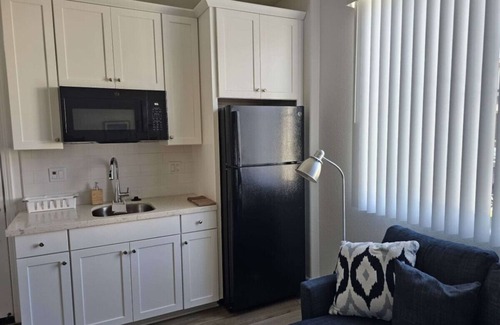 Stockton Apartment | Couple's Getaway: Kitchen, Laundry & Private Bath