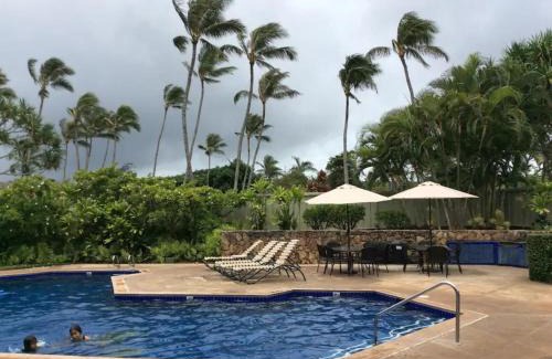 Kahuku Apartment | Couple's Retreat - Get Away to Turtle Bay