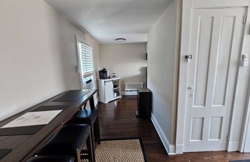 Historic Hill Apartment | Couples Getaway