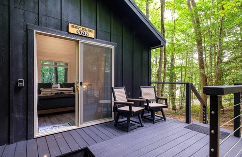 Balsam Grove Cabin | Couples’ Glamping Cabin - Bearly Behaving