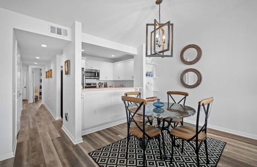 Saint Helena Island Villa | Couples Retreat with Breathtaking Oceanfront Views, Community Pool, Elevator - 735 North Hampton