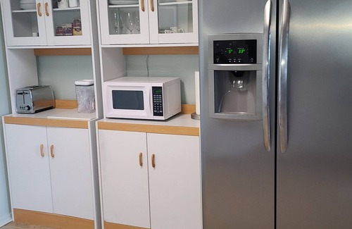 Mid America Apartment | Couples Romantic Lakefront Retreatn