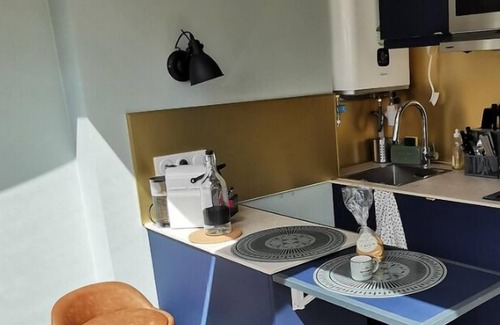 Cœur de Ville Apartment | Courbevoie Gare Proche Défense Fully equipped!