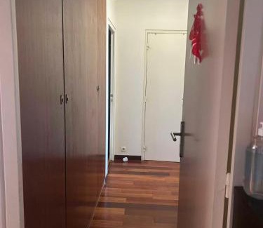 La Courneuve Apartment | Courneuve ALDI