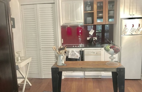 Port Douglas Apartment | Court Room 100 in Port Douglas
