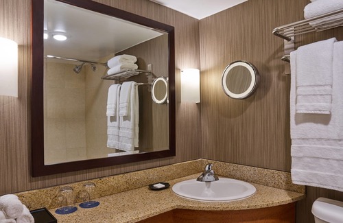 Peachtree Center Hotel | Courtland Grand Hotel, Trademark Collection by Wyndham