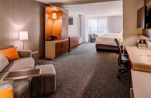 Chesterfield Hotel | Courtyard by Marriott St. Louis Chesterfield