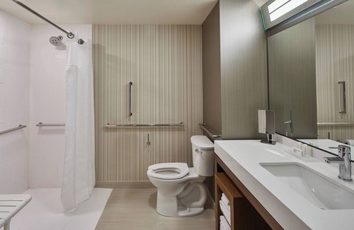 Newtonville Hotel | Courtyard by Marriott Albany Airport
