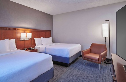 Romulus Hotel | Courtyard by Marriott Detroit Metropolitan Airport Romulus