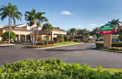Fort Myers Hotel | Courtyard by Marriott Fort Myers Cape Coral