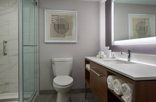 Rosemount Hotel | Courtyard by Marriott Kitchener