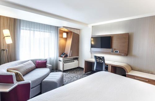 Lenox Hotel | Courtyard by Marriott Lenox Berkshires