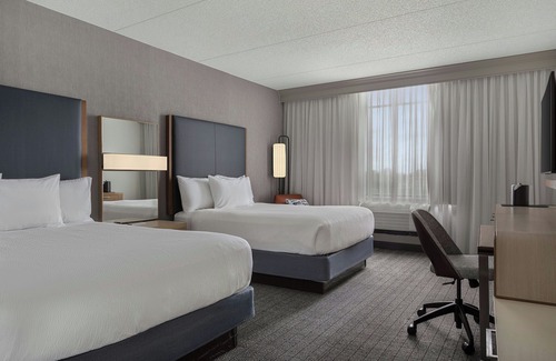 Louisville Hotel | Courtyard by Marriott Louisville Airport