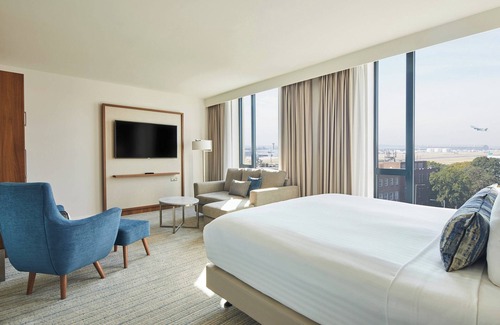 Harlington Hotel | Courtyard by Marriott London Heathrow Airport