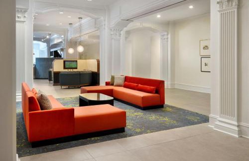 French Quarter Hotel | Courtyard by Marriott New Orleans French Quarter/Iberville