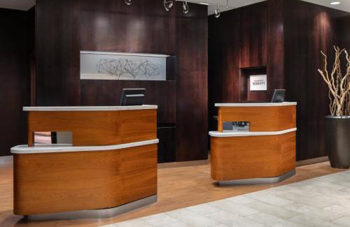Northeast Raleigh Hotel | Courtyard by Marriott Raleigh North/Triangle Town Center