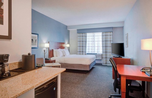 Crabtree Hotel | Courtyard by Marriott Raleigh Crabtree Valley