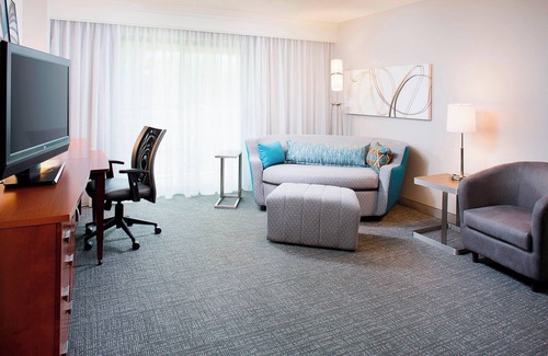 Roanoke Hotel | Courtyard by Marriott Roanoke Airport