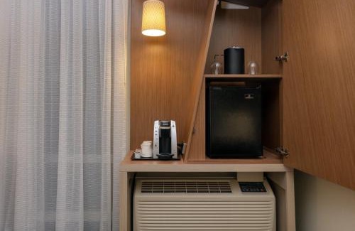 Pooler Hotel | Courtyard by Marriott Savannah Airport
