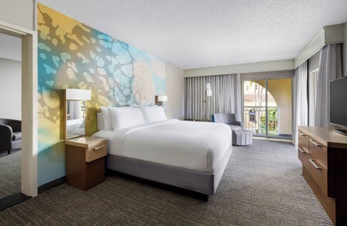 Survey Creek Hotel | Courtyard by Marriott Fort Lauderdale North/Cypress Creek