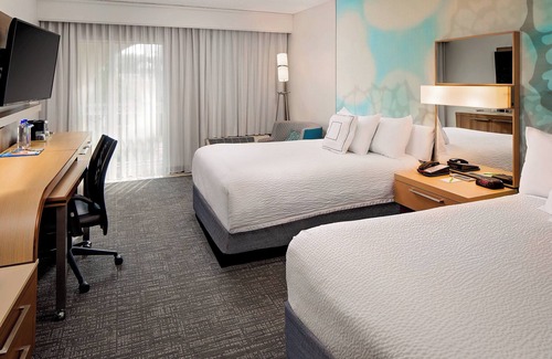 Survey Creek Hotel | Courtyard by Marriott Fort Lauderdale North/Cypress Creek