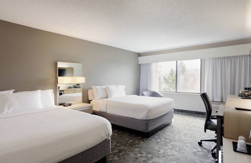 Harrisonburg Hotel | Courtyard by Marriott Harrisonburg