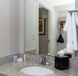Huntersville Hotel | Courtyard by Marriott Charlotte Lake Norman