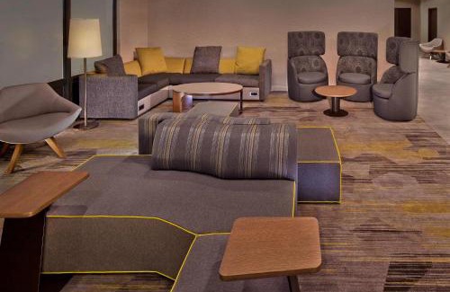 Wynnefield Heights Hotel | Courtyard by Marriott Philadelphia City Avenue
