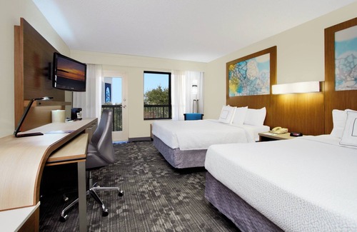 Cocoa Beach Hotel | Courtyard Cocoa Beach Cape Canaveral