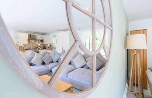 St Austell Cottage | Courtyard Cottage 41 - a trewhiddle that sleeps 4 guests in 2 bedrooms