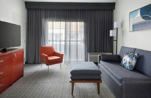 Wayne Hotel | Courtyard Philadelphia Valley Forge/King of Prussia