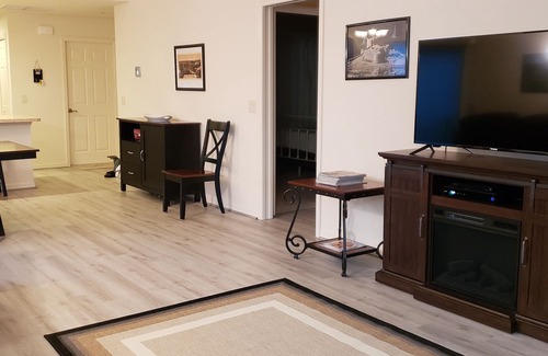 Summerfield Villa | Courtyard Villa W/King Bed, Golf Cart & Wi-Fi