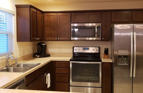 Summerfield Villa | Courtyard Villa W/King Bed, Golf Cart & Wi-Fi
