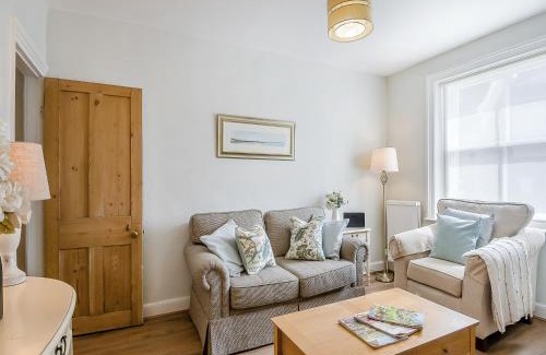 Diss House | Courtyards