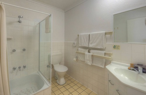 Inverell Hotel | Cousins Motor Inn