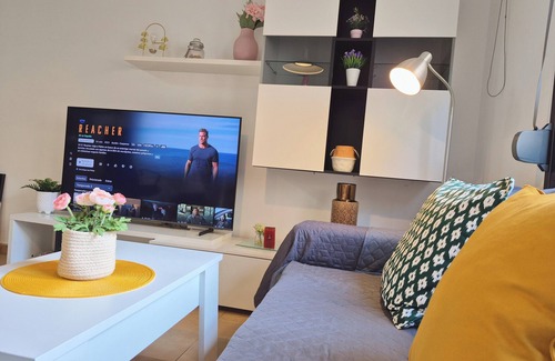 Carretera de Cadiz Apartment | Covadonga Beach a/c wifi netflix