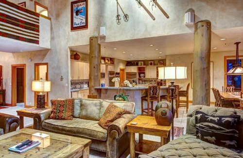 Park Meadows Apartment | Cove #2735
