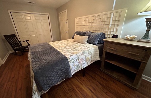 Olde Town Cottage | Cove House in Downtown Olde Bluffton
