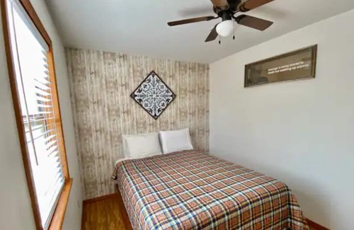 Sulphur Cabin | Cowboy Cabin #6 - Rocky Point Cabins