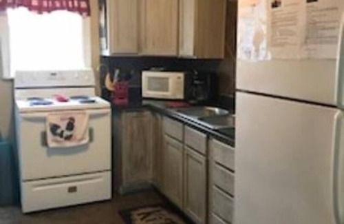 Lawton House | Cowboy Home 1 mile to Post! - Corner Grocery