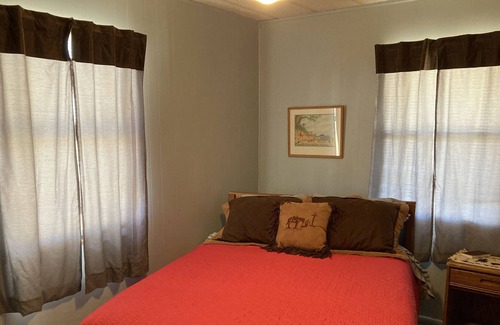 Taiban House | Cowboy Oasis With Room for Horses and Children