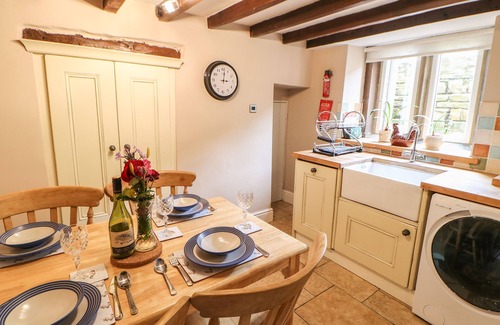 Feetham Cottage | COWLINGS, pet friendly, character holiday cottage in Low Row