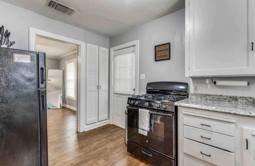 Fort Worth House | Cowtown Casita