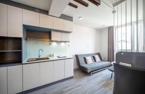 District 7 Apartment | Cozrum Homes - Sonata Residence