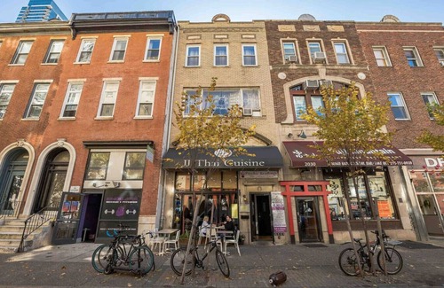 Center City West Apartment | Cozy 1/1 | Center City | Sleeps 4 | 2 Beds