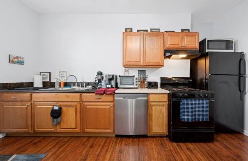 Southeastern Sacramento Apartment | Cozy 1 bdr/1br near downtown