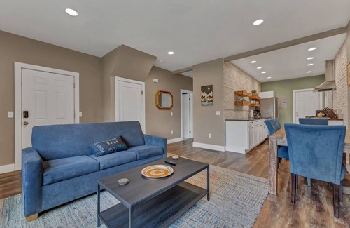 Amherst Apartment | Cozy 1 Bed + Sofa Bed Apt In Amherst!